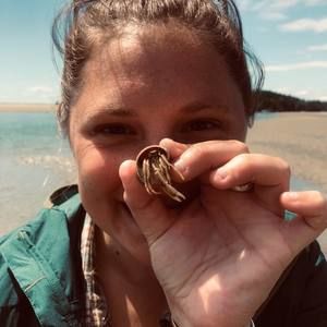 Meet your Posher, Elizabeth